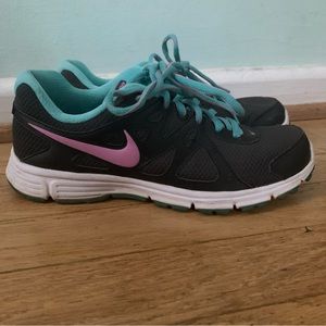 Nike Revolution Shoes